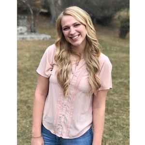 Meet your Posher, Brittney